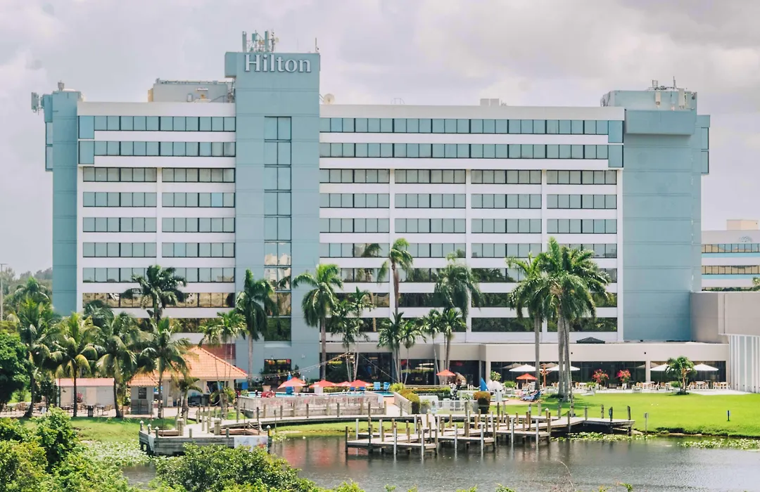 Hilton Palm Beach Pbi-1