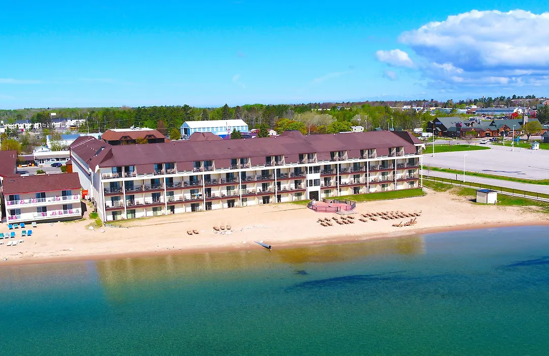 Best Western Plus Dockside Waterfront Inn-1