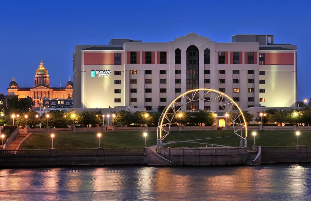 Embassy Suites Des Moines Downtown-1