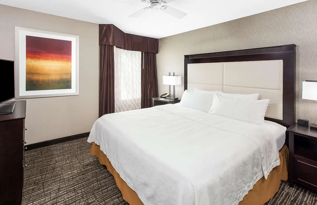 Homewood Suites By Hilton Indianapolis At The Crossing-1