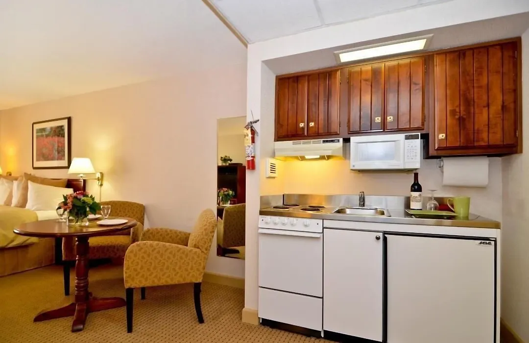 Best Western Plus Morristown Inn-Florham Park-1