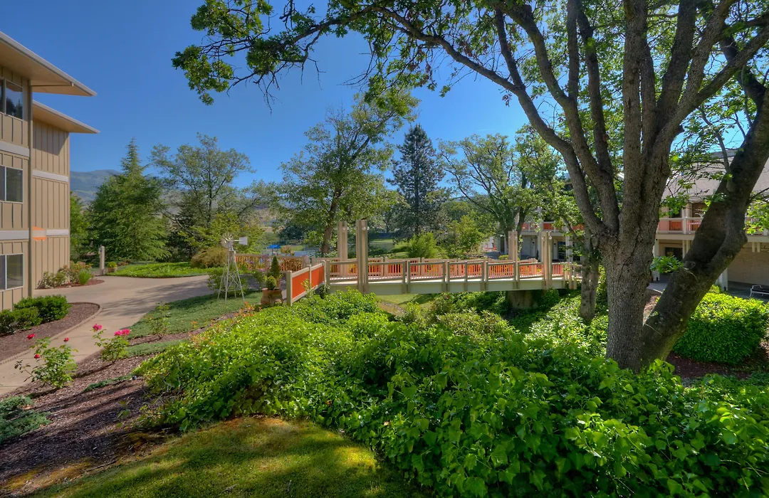 Ashland Hills Hotel & Suites-1