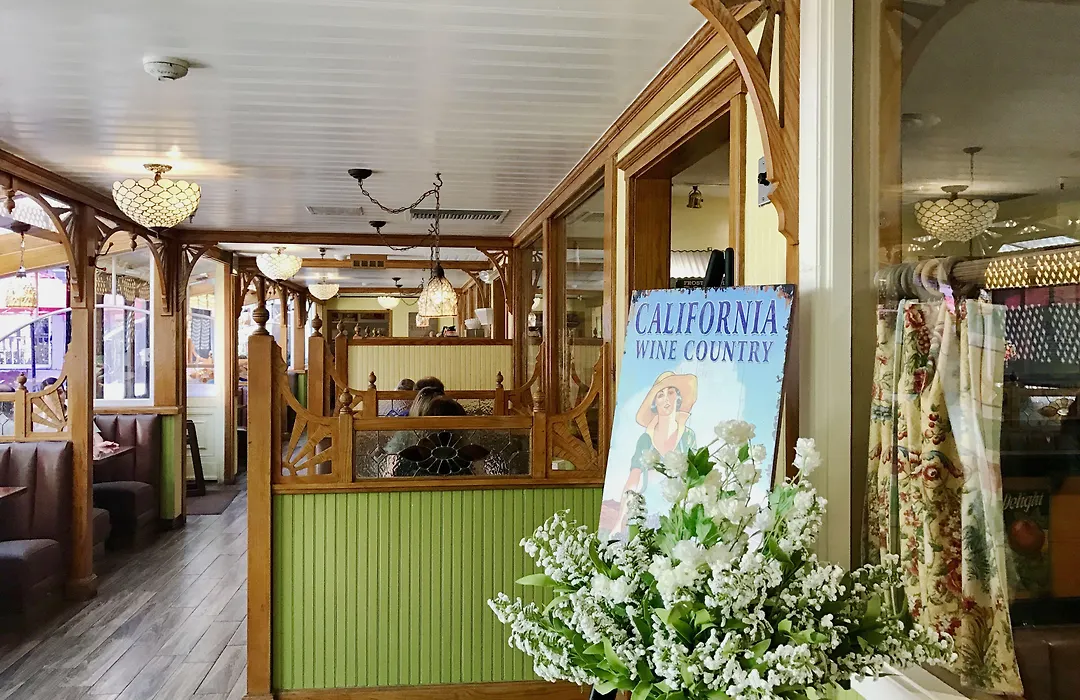 Apple Farm Inn-1
