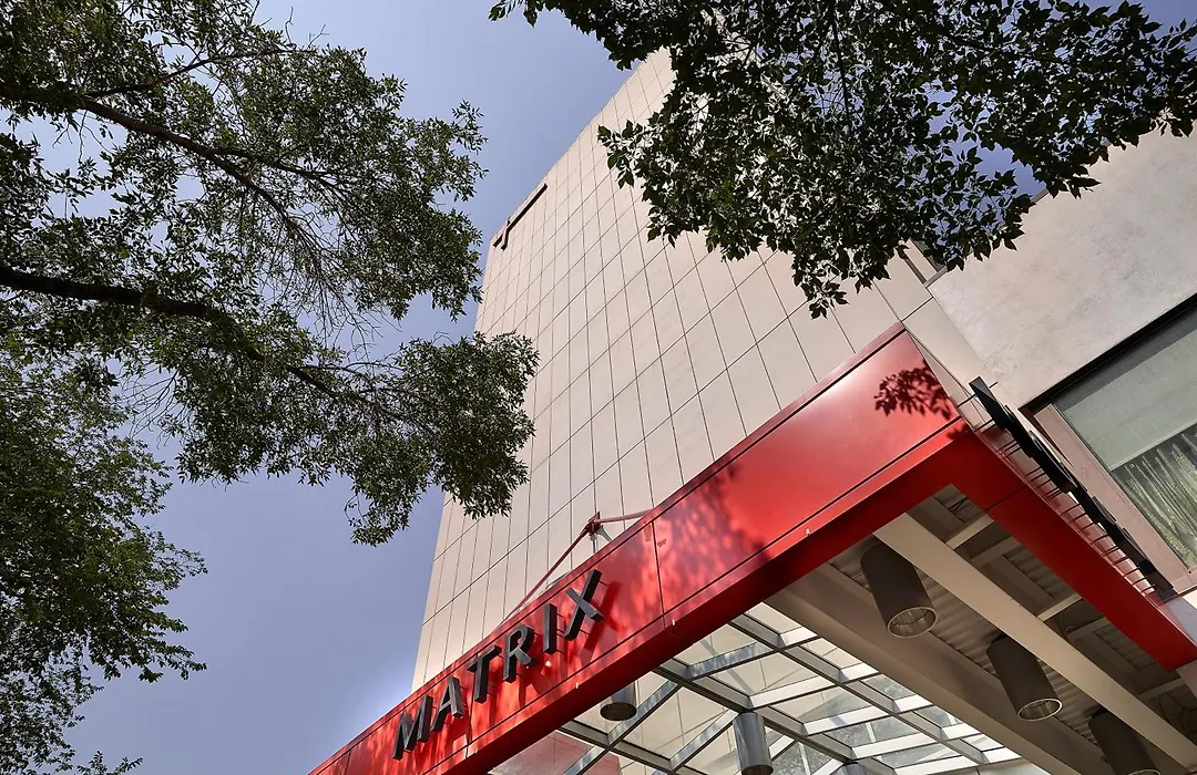 Matrix Hotel-1