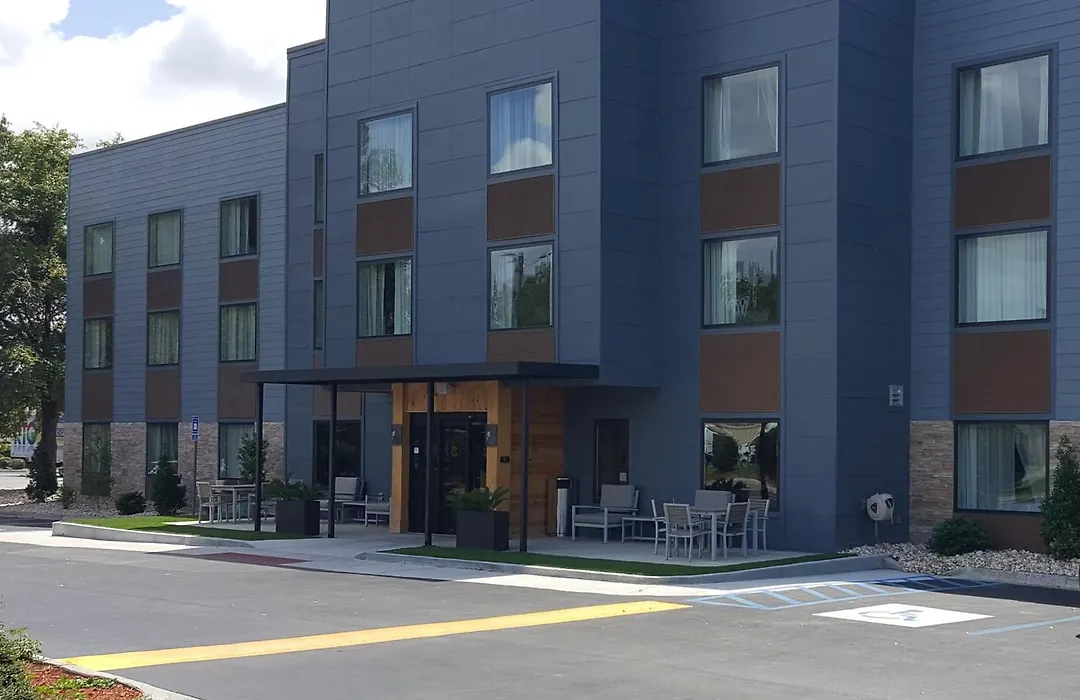 Country Inn & Suites By Radisson, Savannah Midtown, Ga-1