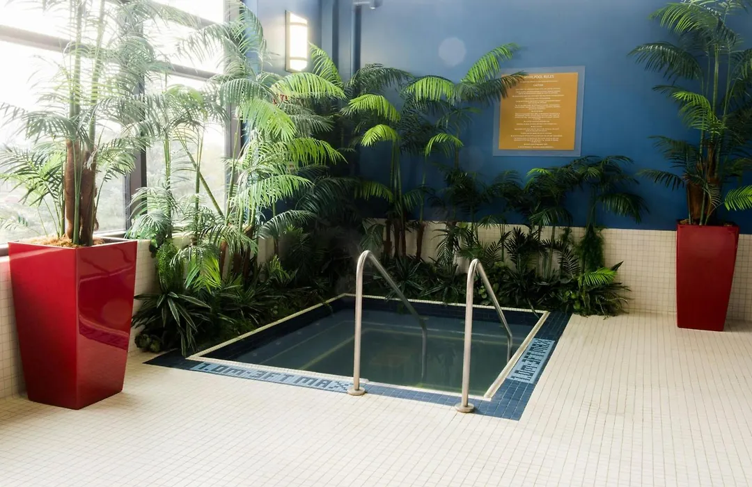 Four Points By Sheraton Winnipeg South-1