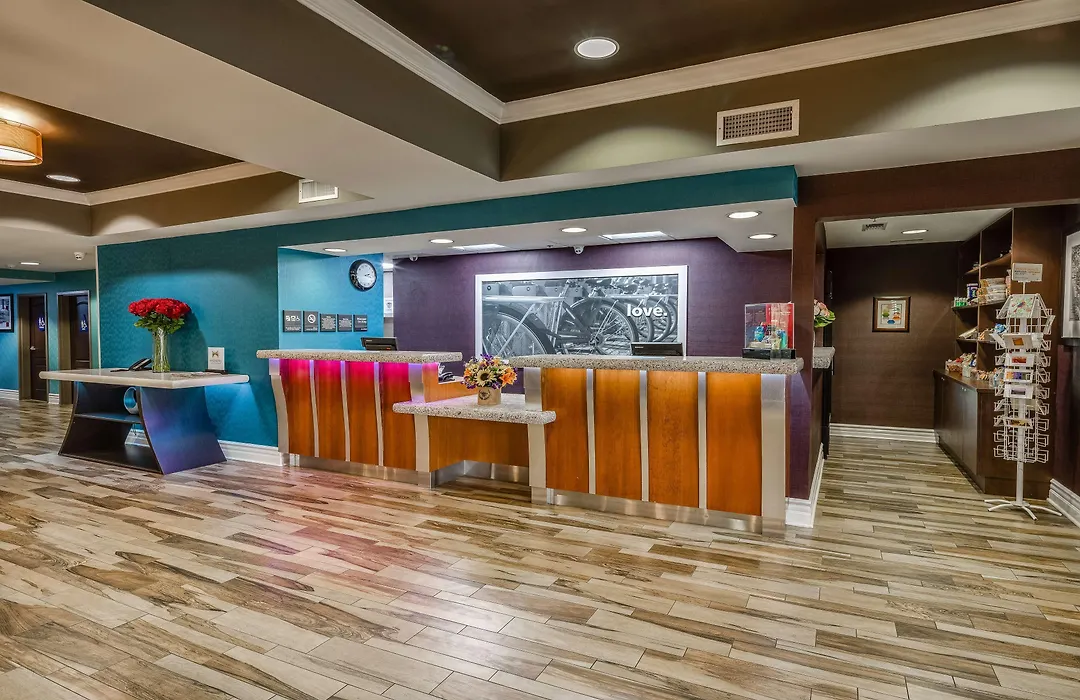 Hampton Inn San Francisco Airport-1