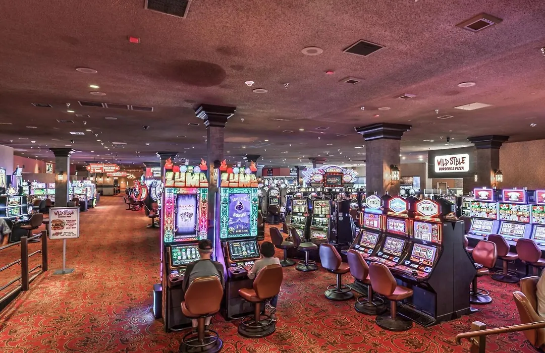 The Edgewater Hotel And Casino-1