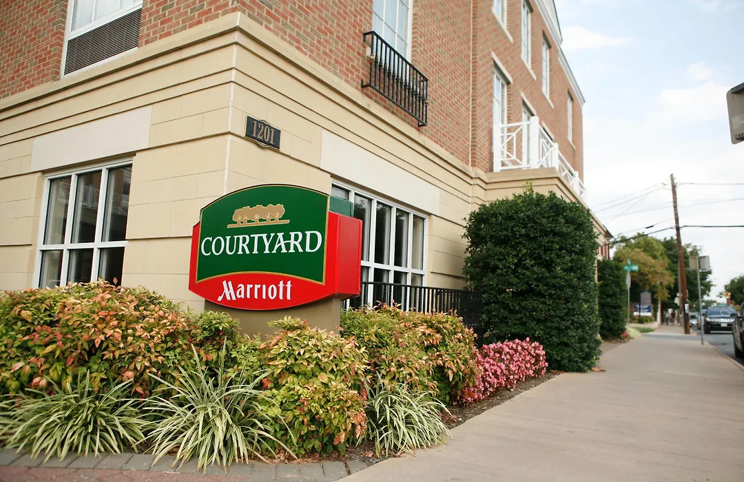 Courtyard By Marriott Charlottesville - University Medical Center-1
