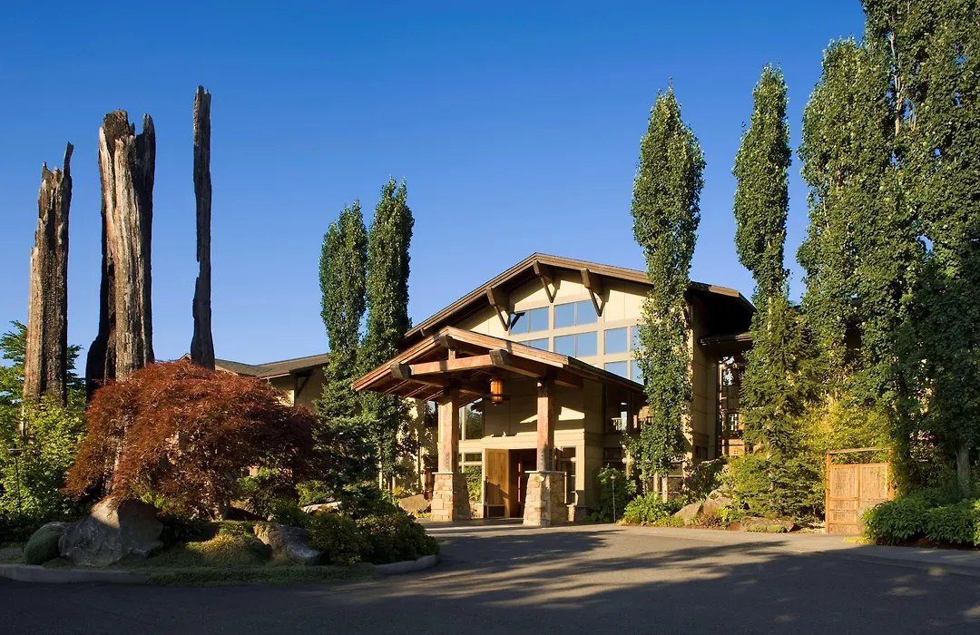 Willows Lodge-1