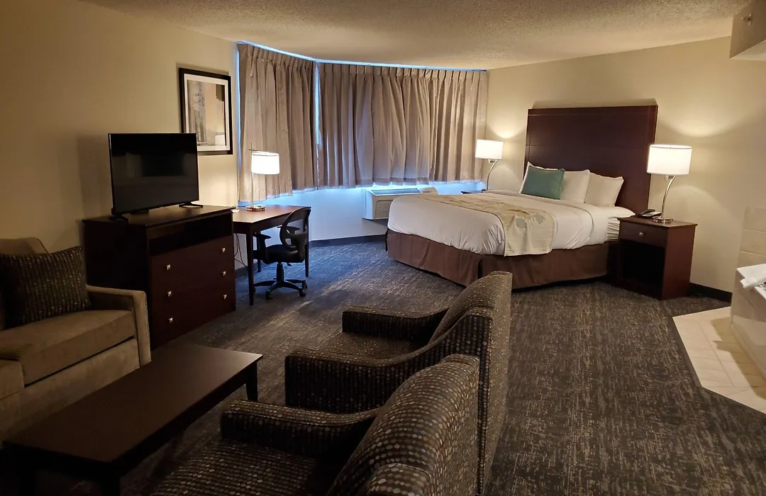 Cobblestone Suites - Oshkosh-1