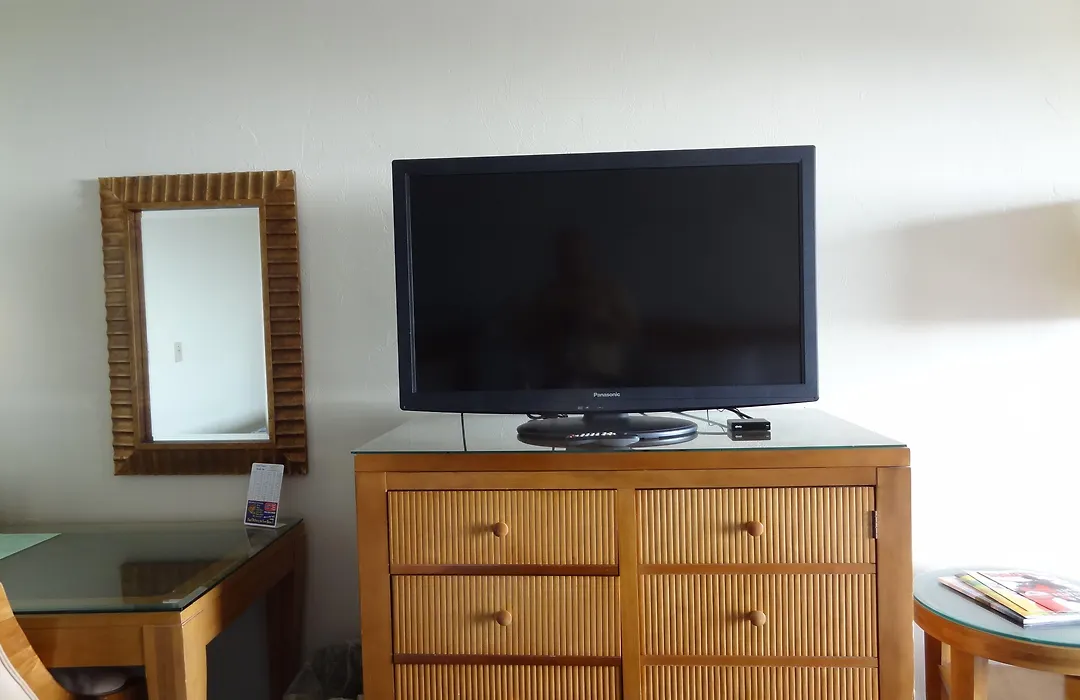 Ocean Sands Beach Boutique Inn-1 Acre Private Beach-St Augustine Historic-2 Miles-Shuttle With Downtown Tour-Heated Salt Water Pool Until 420Am-Popcorn-Cookies-New 4K Usd Black Beds- 69 Item Breakfast-Eggs-Bacon-Starbucks- Free Laundry- #904-799-Sand-1