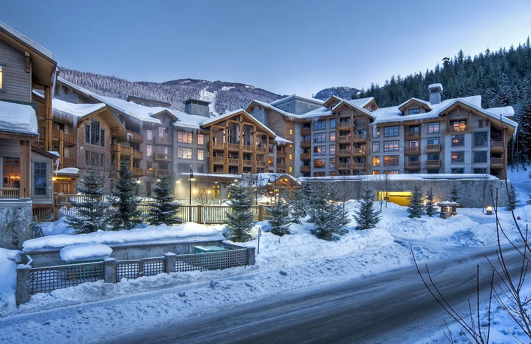 First Tracks Lodge, By Lodging Ovations-1
