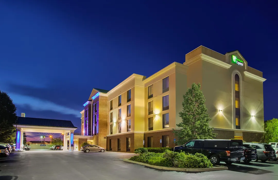 Holiday Inn Express Hotel & Suites Fort Wayne By Ihg-1