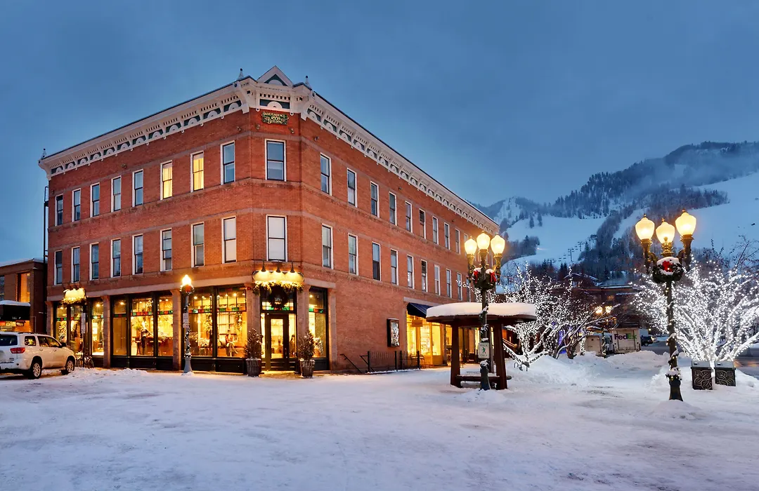 Independence Square Lodge By Frias-1