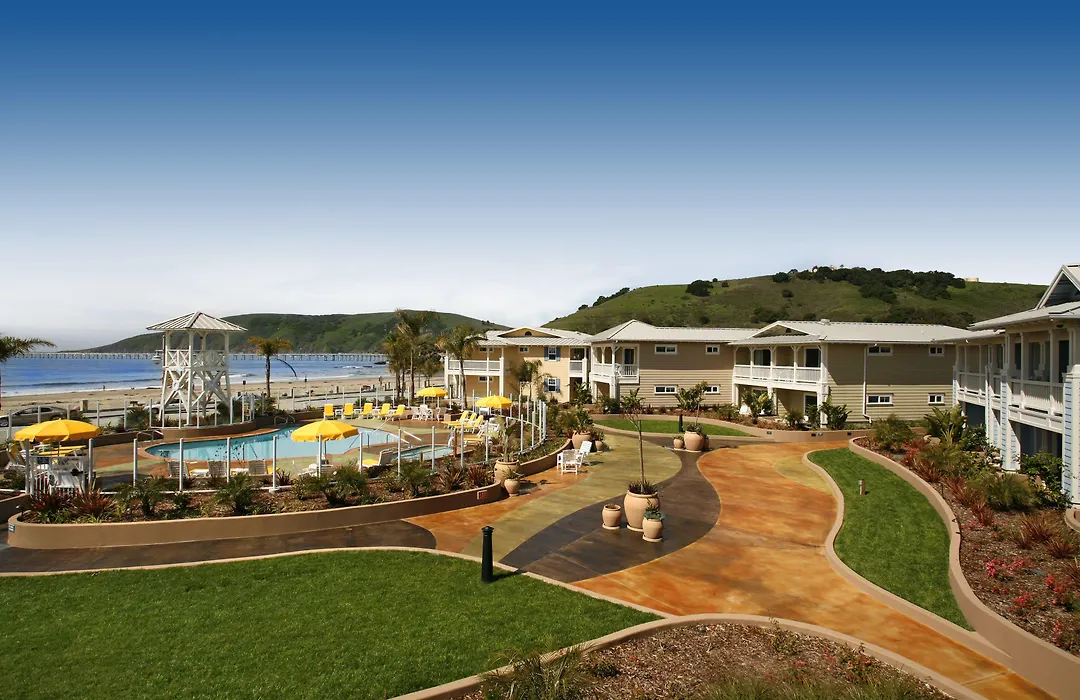 Avila Lighthouse Suites-1