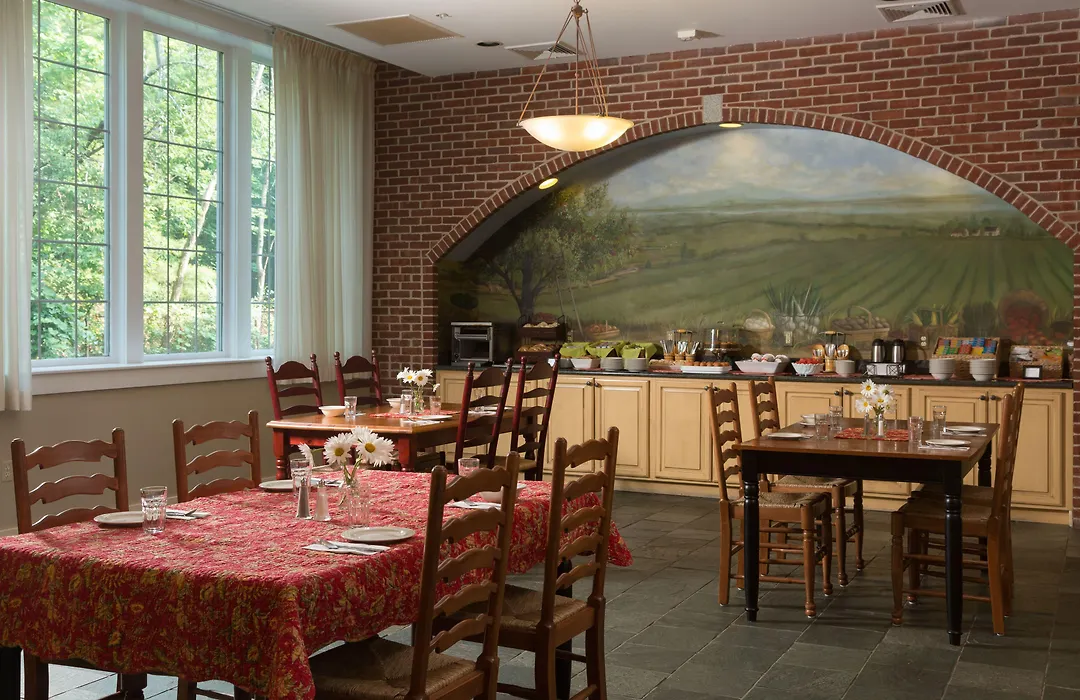 Lake Opechee Inn And Spa-1