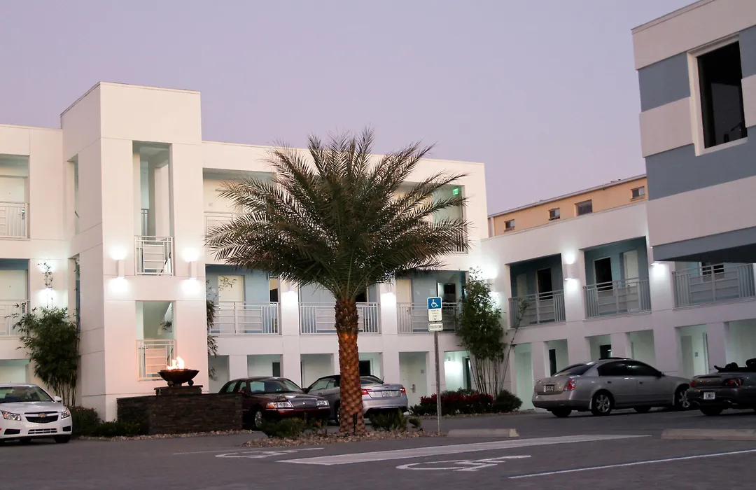 Lotus Boutique Inn And Suites-1