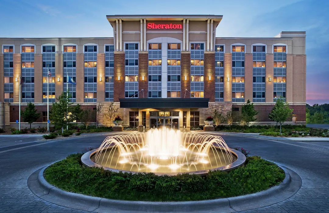 Sheraton St Paul Woodbury Hotel-1
