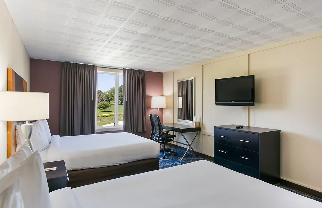 Eisenhower Hotel And Conference Center-1