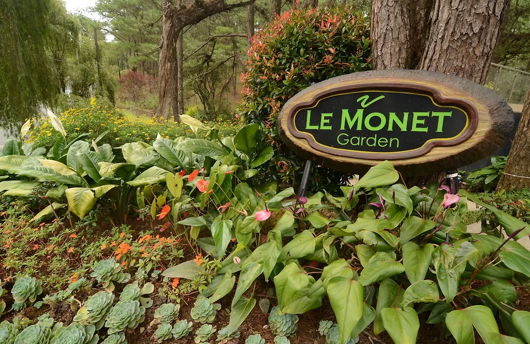 Le Monet Hotel-1
