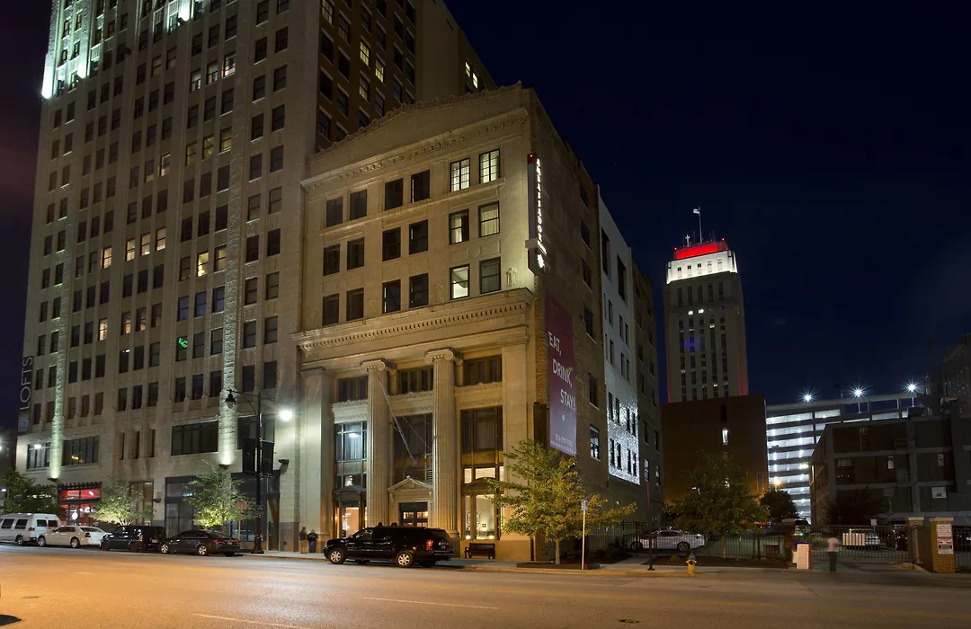 Ambassador Hotel Kansas City, Autograph Collection-1
