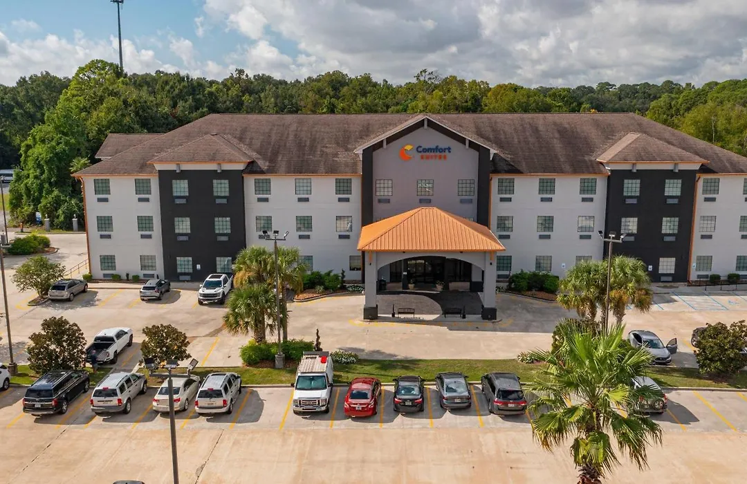 Comfort Suites Oil Center-1