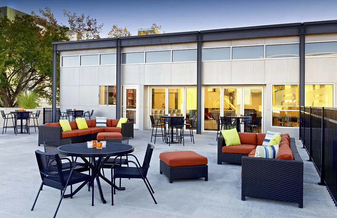 Aloft By Marriott Tulsa Downtown-1