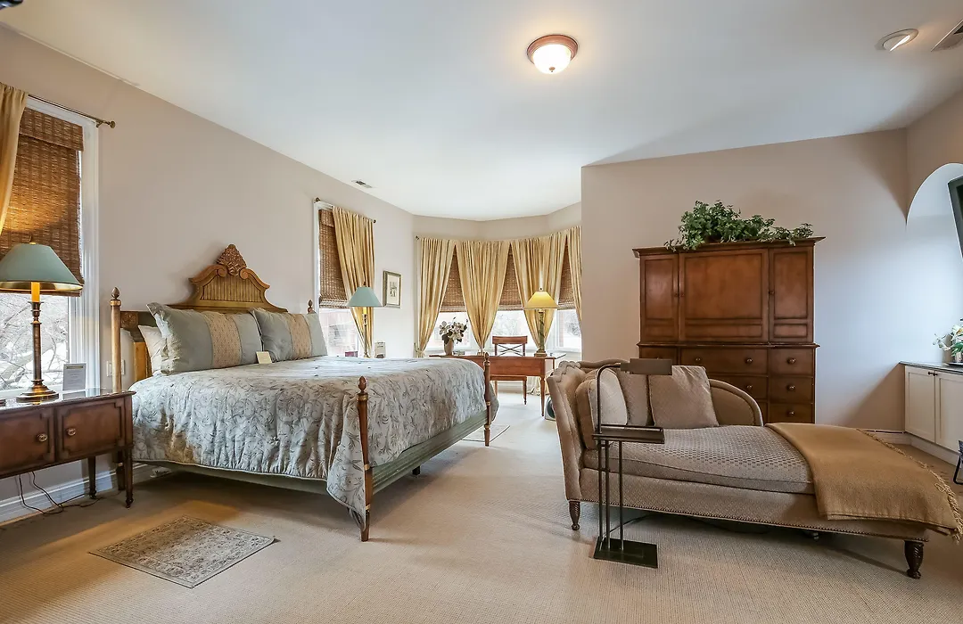 Harvey House Bed & Breakfast-1