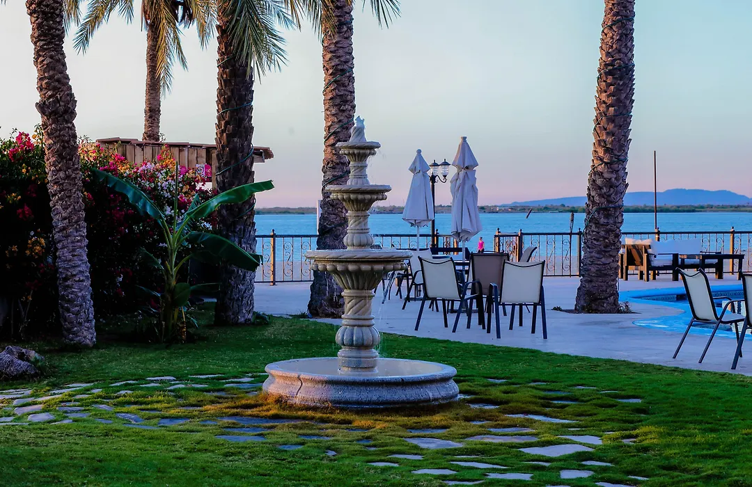 Hotel La Posada & Beach Club-1