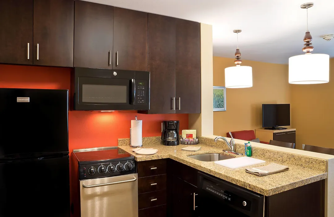 Towneplace Suites By Marriott Garden City-1