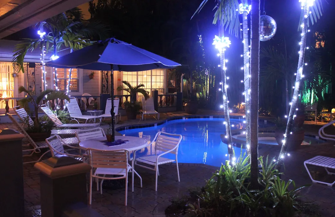 Coral Reef Guesthouse-1