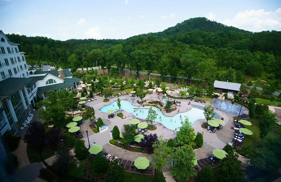 Dollywood'S Dreammore Resort And Spa-1