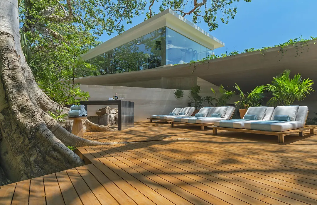 W Punta De Mita-1