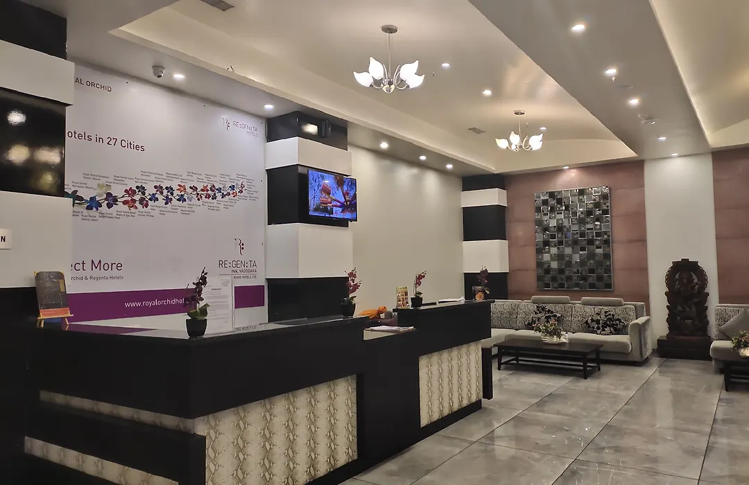 Regenta Inn Vadodara, 500M From Railway Station-1