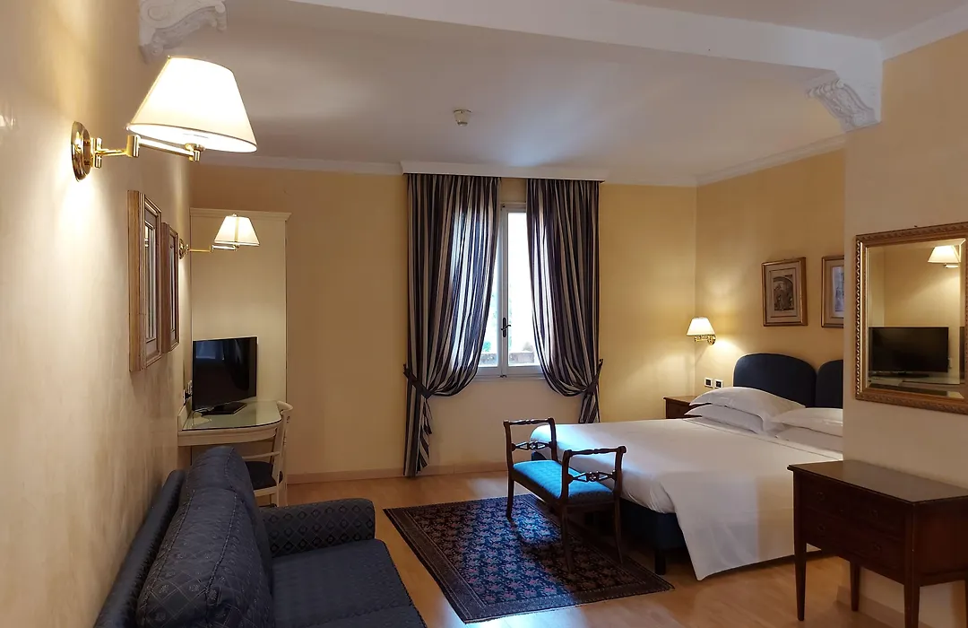 Phi Hotel Canalgrande-1