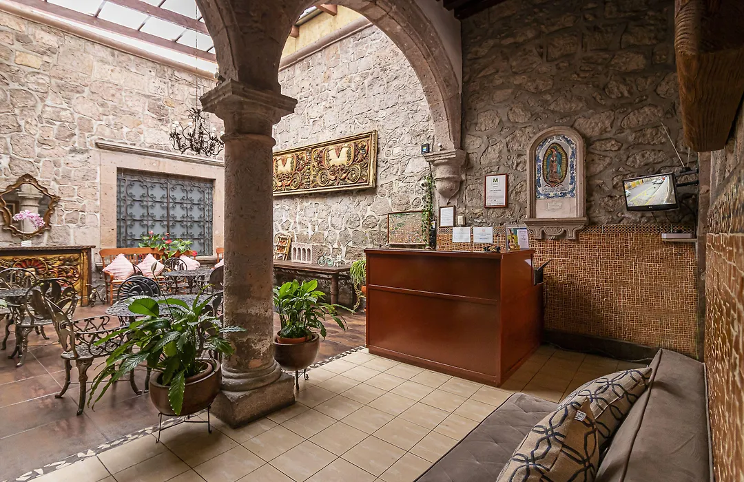 Hotel Cantera Rosa-1