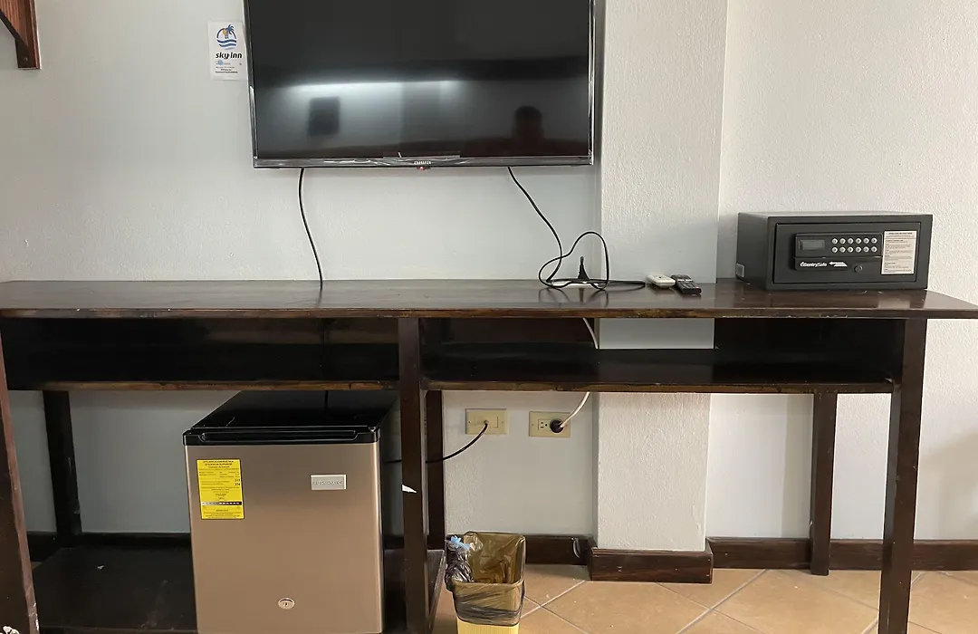 Sky Inn-1