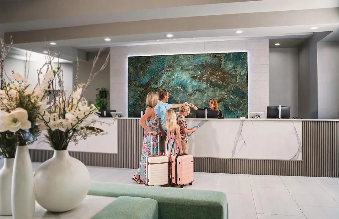 Floridays Orlando Two & Three Bed Rooms Condo Resort-1