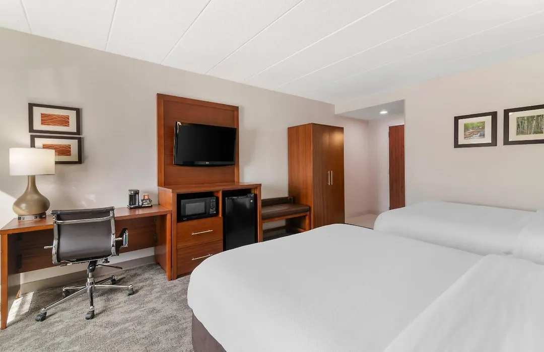 Comfort Inn Manchester Airport-1