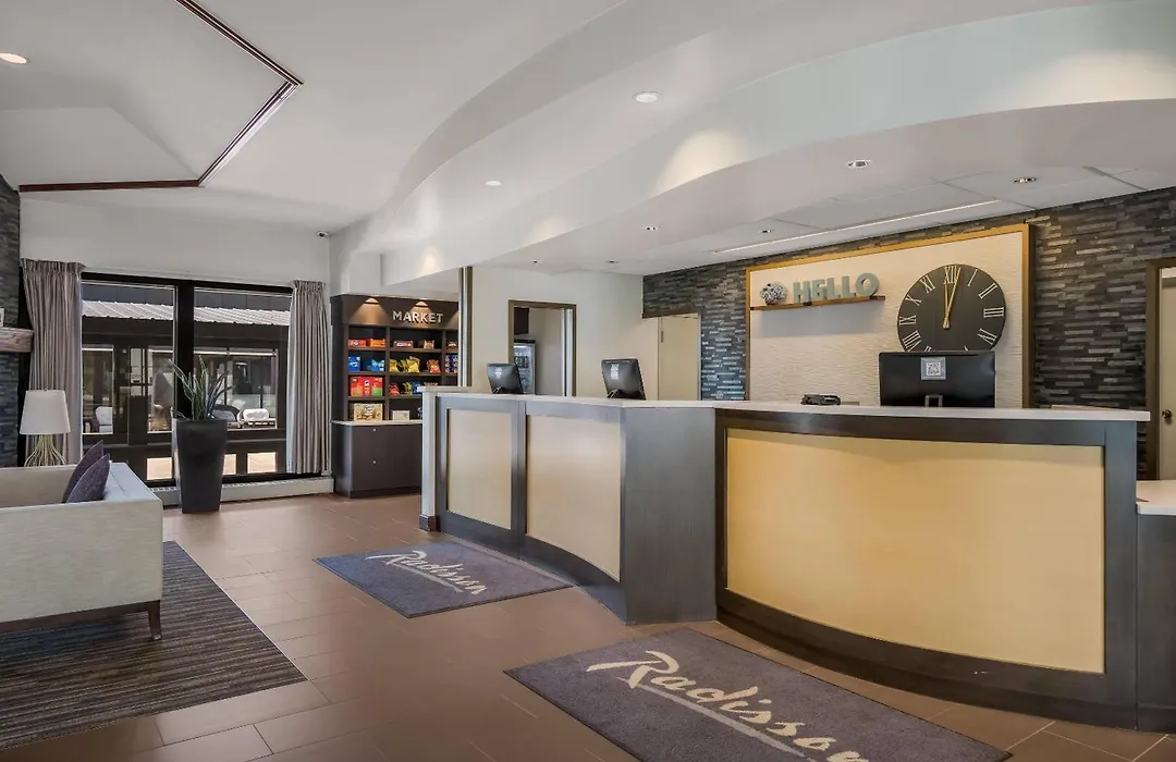 Radisson Hotel Grand Rapids Riverfront-1