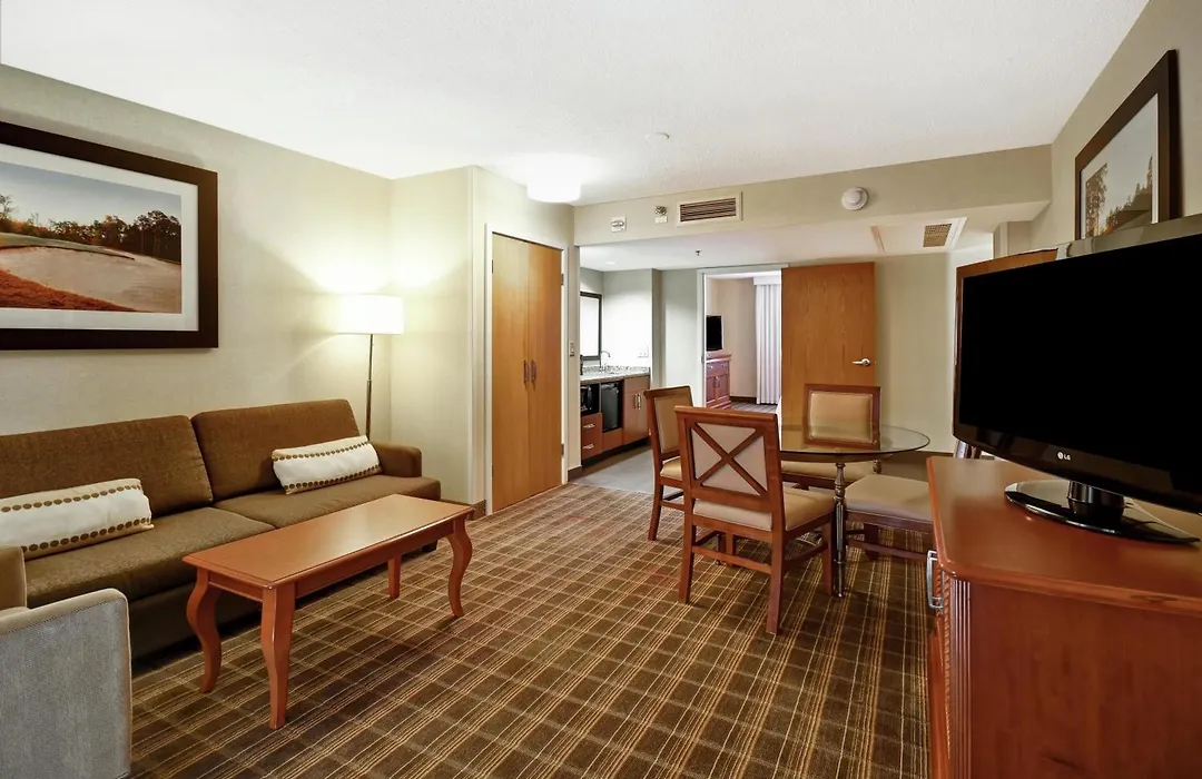Embassy Suites Greenville Golf Resort & Conference Center-1