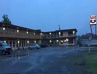 Knights Inn International Falls-1