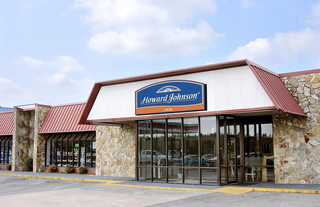 Howard Johnson By Wyndham Valdosta-1