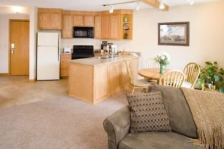Iron Horse Resort-1