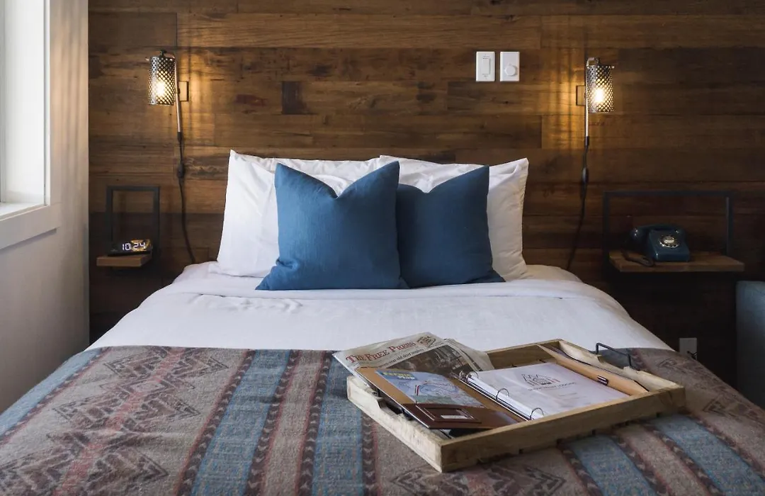 Snow Valley Lodging-1