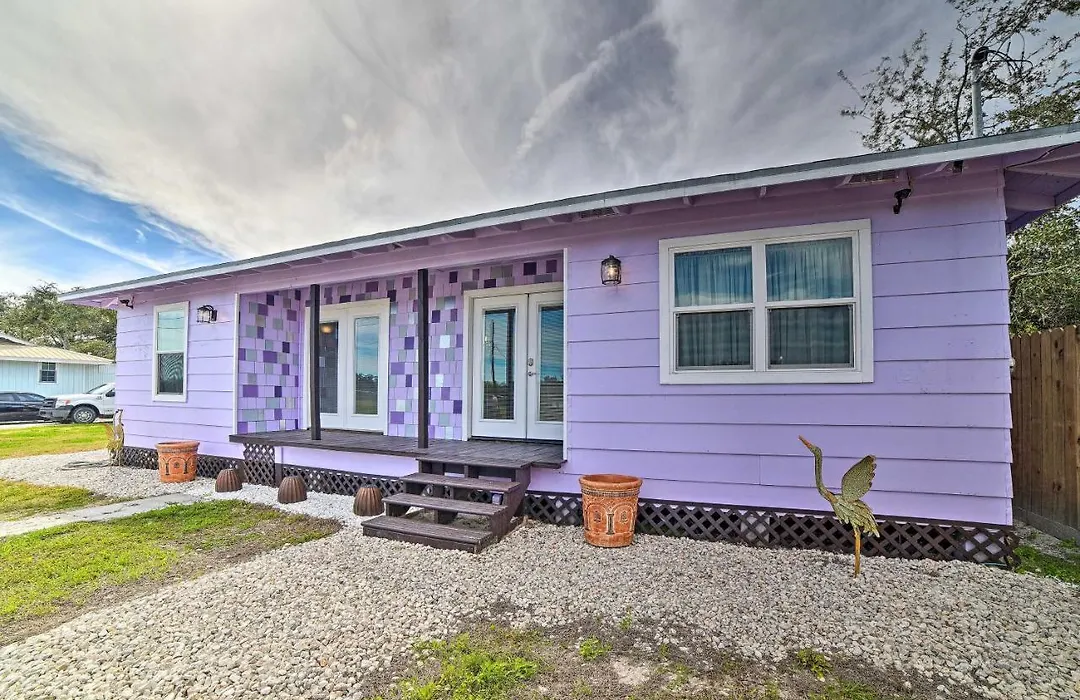 Rockport Home With Yard 2 Mi To Gulf Coast Beaches!-1