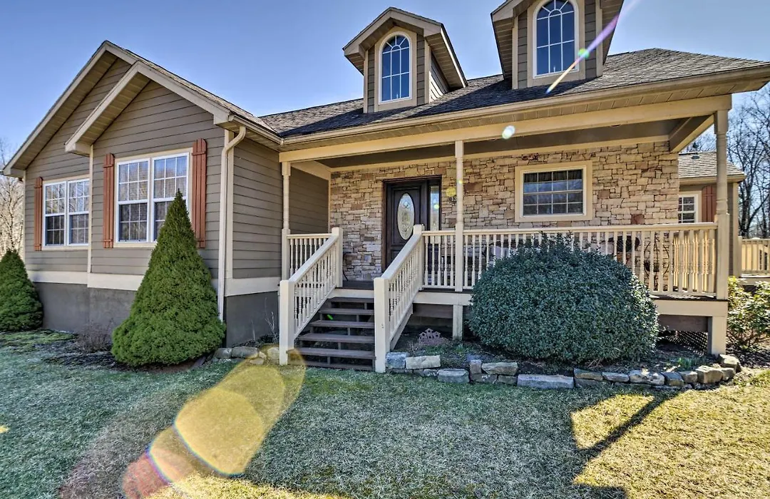 Private Family Home W/ Deck, Porch + Forest Views!-1