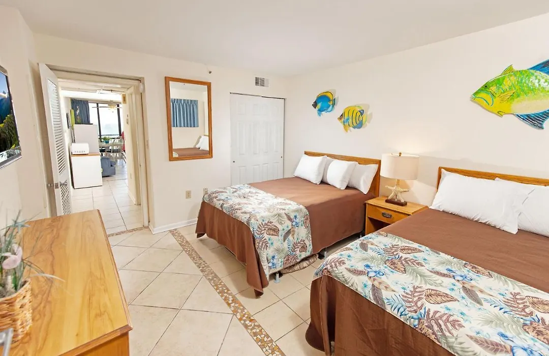 Meridian Plaza By Beach Vacations-1