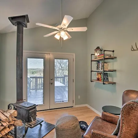 Upscale Lakefront Retreat With Dock And 2 Decks!-2